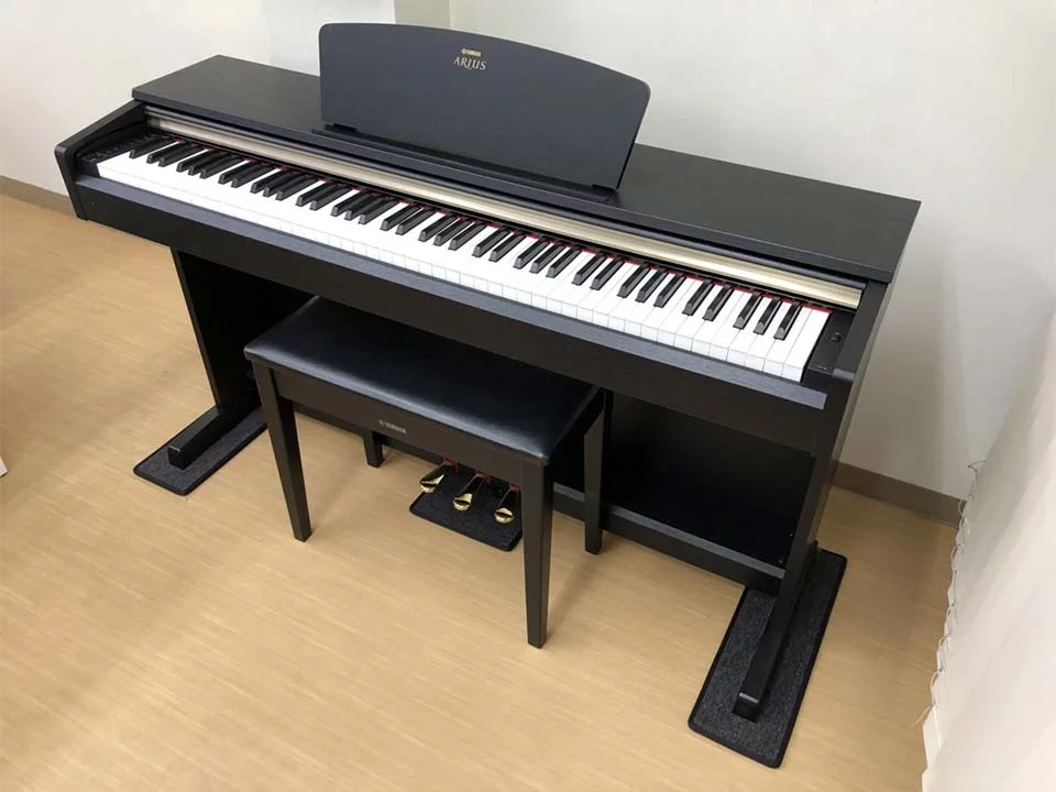 YAMAHA YDP-161 B - Nah Music
