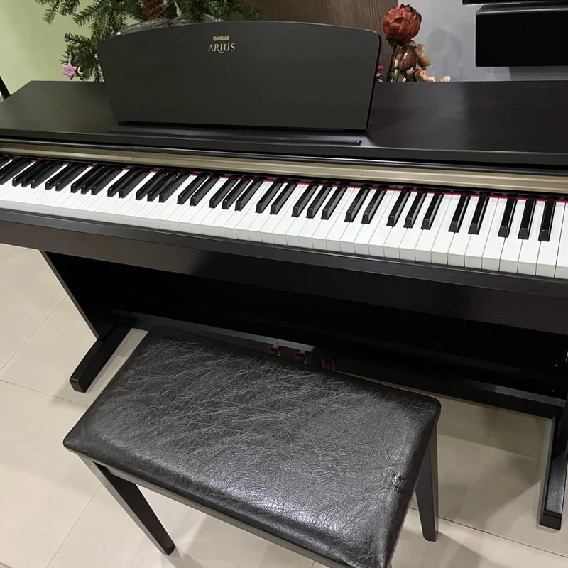 YAMAHA YDP-161 B - Nah Music
