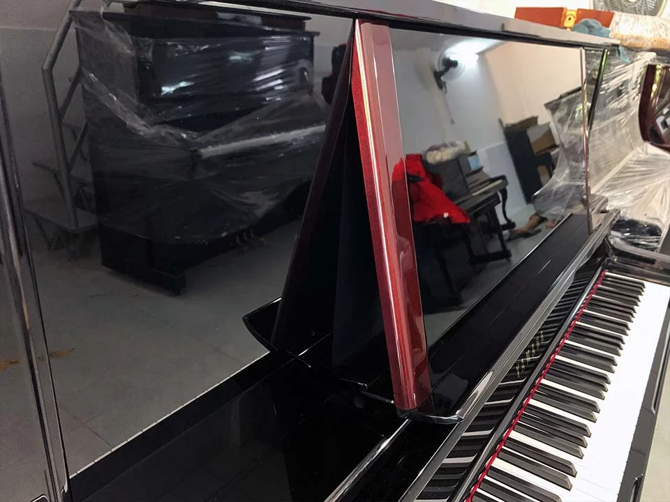 Đàn piano Yamaha YAMAHA YU5 SXG (Auto Play + Silent) – Chi tiết bàn phím