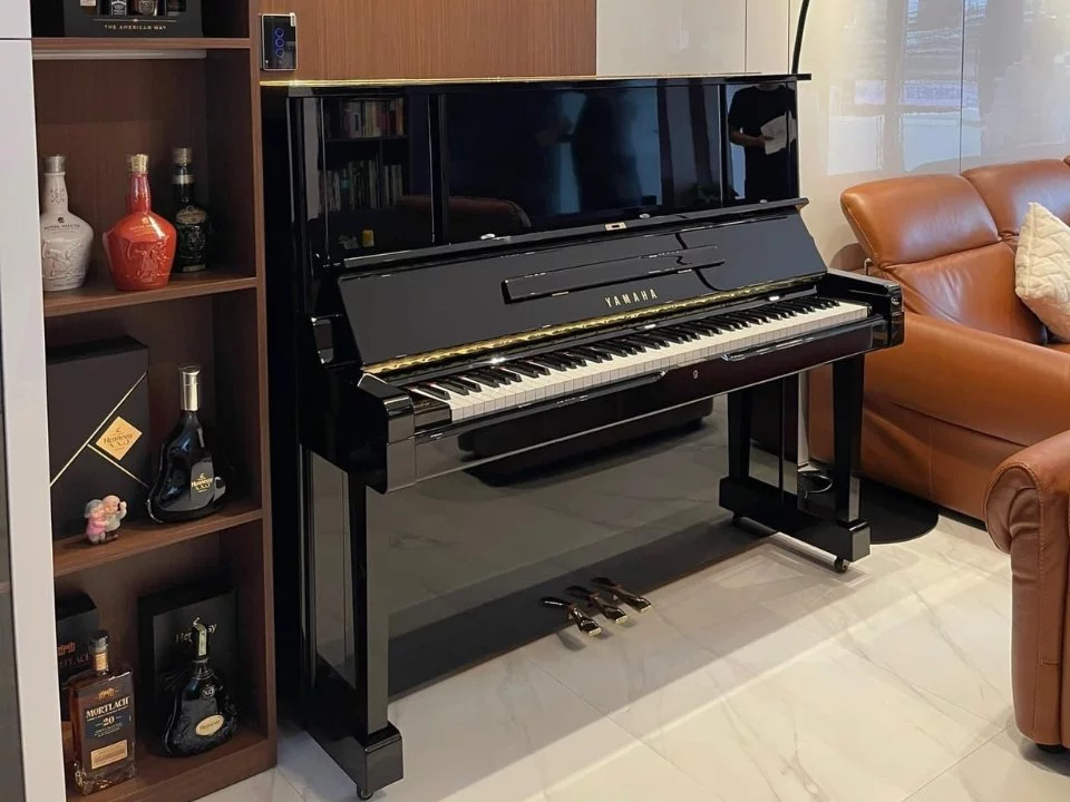 YAMAHA YUX